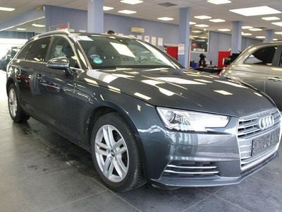 Grau Gebraucht 2018 Audi A4 Sport Kombi | 14.980 € (Fairer Preis)