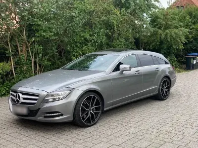 Gebraucht Mercedes CLS350 Shooting Brake 265 PS (194 kW) 2013 Silber Kombi