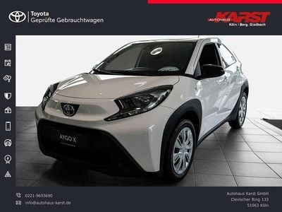 Neu Toyota Aygo X Play 72 PS (52 kW) 2026 Weiß SUV