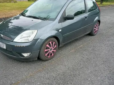 Gebraucht Ford Fiesta 80 PS (58 kW) 2004 Kleinwagen