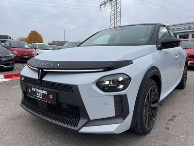 Weiß /dach schwarz Neu 2025 Lancia Ypsilon Kleinwagen | 29.990 €