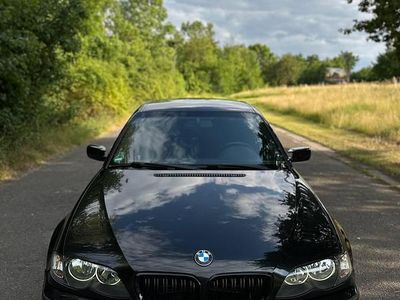 Gebraucht BMW 320 M Sport 170 PS (125 kW) 2002 Schwarz Limousine