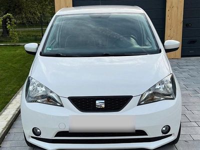 Gebraucht Seat Mii 60 PS (44 kW) 2015 Weiß Kleinwagen