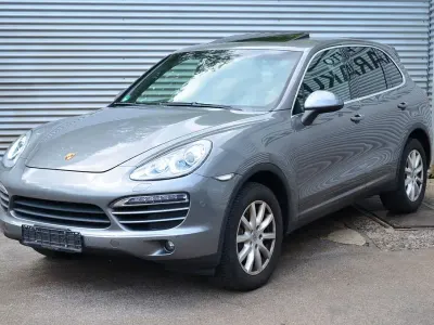 Gebraucht Porsche Cayenne 299 PS (219 kW) 2012 Meteorgrau SUV