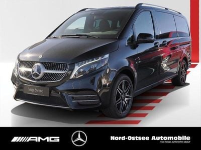 Usata Mercedes V300 AMG 237 CV (174 kW) 2023 Nero Monovolume