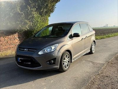 Gebraucht Ford Grand C-Max Titanium 125 PS (91 kW) 2013 Braun Van / Kleinbus