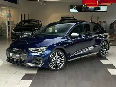 Begagnad Audi S3 Ambiente 333 HK (244 kW) 2025 Blå Sedan