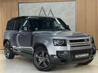 Gebraucht Land Rover Defender HSE Dynamic 249 PS (183 kW) 2023 Eiger grey SUV