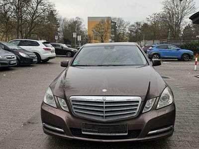 Gebraucht 2012 Mercedes E200 | 6.750 € (Fairer Preis)