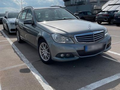 Gebraucht Mercedes C200 136 PS (100 kW) 2012 Grau Kombi