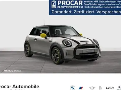 Usata Mini Cooper SE Classic 135 kW (184 CV) 2023 Argento Utilitaria