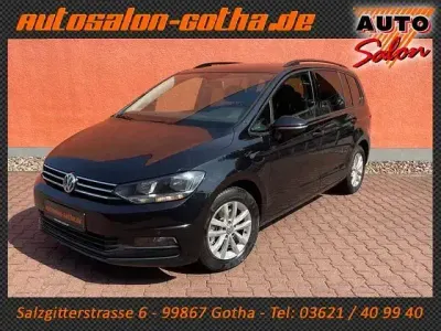 Gebraucht VW Touran Comfortline 150 PS (110 kW) 2018 Schwarz Van / Kleinbus