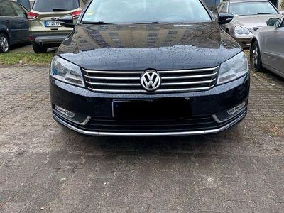 Gebraucht VW Passat Comfortline 122 PS (89 kW) 2013 Schwarz Kombi