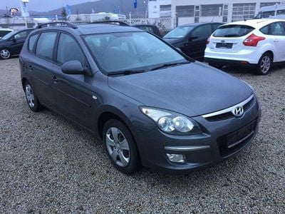 Gebraucht Hyundai i30 Edition 109 PS (80 kW) 2009 Grau Kombi