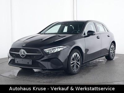 Gebraucht Mercedes A250 163 PS (119 kW) 2023 Schwarz Limousine