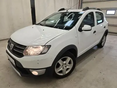 Gebraucht Dacia Sandero Prestige 90 PS (66 kW) 2015 Weiß Van / Kleinbus