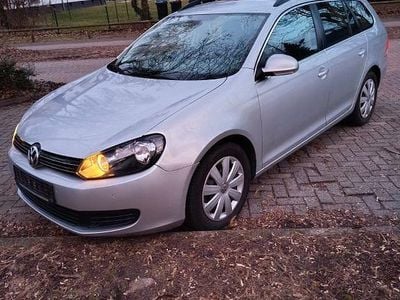 Gebraucht VW Golf VI Style 105 PS (77 kW) 2011 Silber Kleinwagen