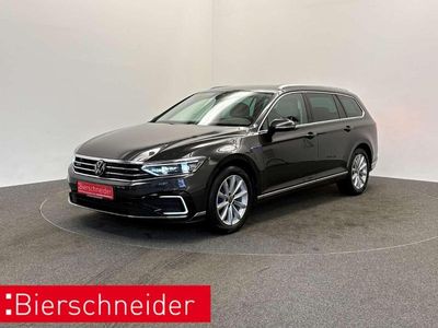 Grau Gebraucht 2020 VW Passat GTE Kombi | 21.950 € (Fairer Preis)