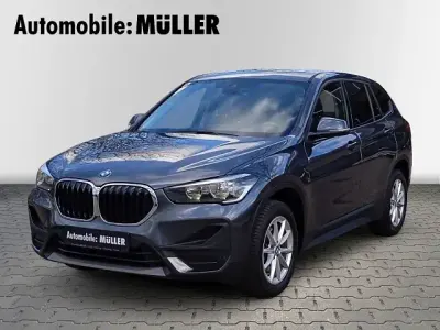 Używany BMW X1 Advantage 140 KM (102 kW) 2021 Szary SUV
