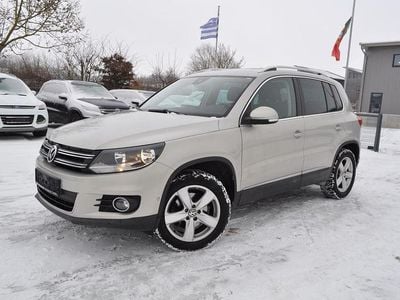 Gebraucht VW Tiguan Sportline 122 PS (89 kW) 2013 Gold SUV