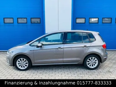 Używany VW Golf Sportsvan LOUNGE 110 KM (80 kW) 2016 Szary Minivan