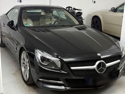 Second-hand Mercedes SL350 306 CP (225 kW) 2013 Negru Cabrio