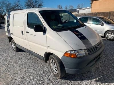 Gebraucht Toyota HiAce 88 PS (64 kW) 2002 Weiß Van / Kleinbus