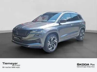 Neu Skoda Karoq SportLine 190 PS (139 kW) 2026 Grau SUV