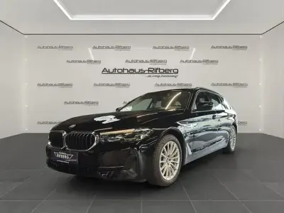 Używany BMW 520 Performance 204 KM (150 kW) 2022 Czarny Kombi