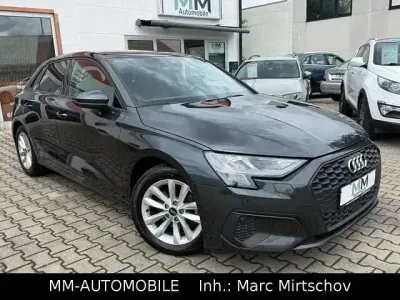 Gebraucht Audi A3 Basis 150 PS (110 kW) 2022 Manhattangrau Limousine