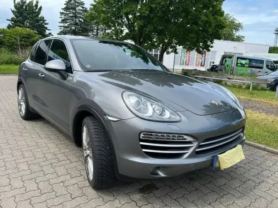 Gebraucht Porsche Cayenne Platinum Edition 245 PS (180 kW) 2014 Grau SUV