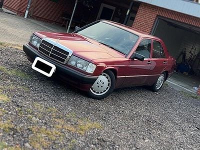 Gebraucht Mercedes 190 109 PS (80 kW) 1990 Andere farben Limousine