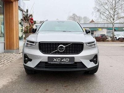 Silber Gebraucht 2025 Volvo XC40 Business Edition SUV | 38.400 € (Fairer Preis)