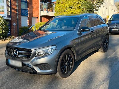 Gebraucht Mercedes GLC350 Luxury 258 PS (189 kW) 2017 Grau SUV