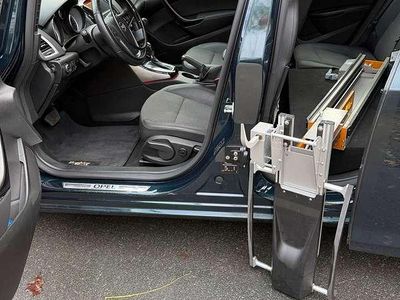 Gebraucht Opel Astra Exklusiv 165 PS (121 kW) 2015 Grün Limousine