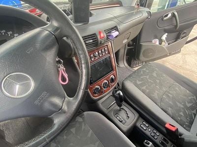 Usata Mercedes Vaneo 2003 Nero Monovolume