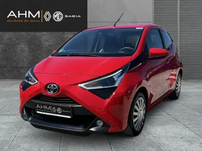 Gebraucht Toyota Aygo X-play 72 PS (52 kW) 2021 Rot Kleinwagen