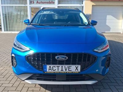 Gebraucht Ford Focus Active X 116 PS (85 kW) 2024 Desert island blue Kombi