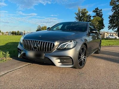 Gebraucht Mercedes E220 AMG line 194 PS (142 kW) 2018 Limousine