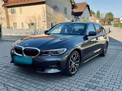 Gebraucht BMW 320 M Sport 190 PS (139 kW) 2020 Grau Kombi