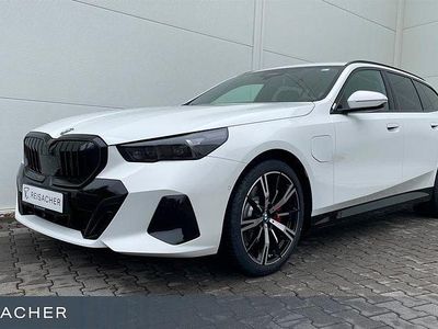 Novo BMW 530e Performance 299 HP (219 kW) 2026 Branco Carrinha