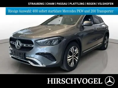 Używany Mercedes GLA200 Progressive 163 KM (119 kW) 2025 Szary SUV