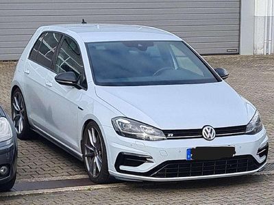 Second-hand VW Golf VII R 310 CP (228 kW) 2018 Alb Berlinǎ