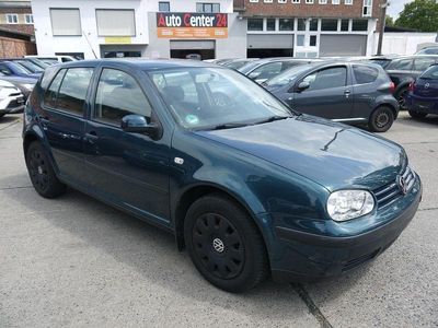 Grün Gebraucht 2002 VW Golf IV Edition Limousine | 999 € (Fairer Preis)