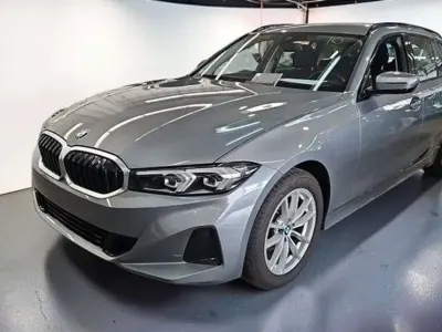 Gebraucht BMW 320 Shadowline 190 PS (139 kW) 2023 Grau Kombi