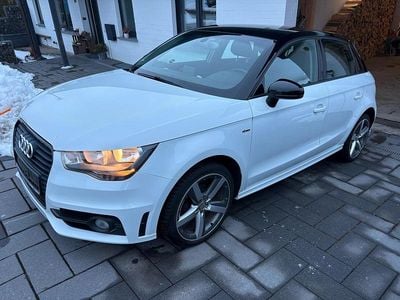 Weiß Gebraucht 2014 Audi A1 Sportback S-Line Kleinwagen | 9.900 € (Fairer Preis)