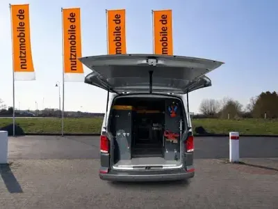 Gebraucht VW T6.1 110 PS (80 kW) 2021 Silber Van