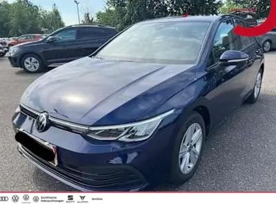 Gebraucht VW Golf VIII Life 150 PS (110 kW) 2022 Blau Limousine