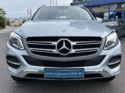Używany Mercedes GLE400 333 KM (244 kW) 2017 Srebrny SUV