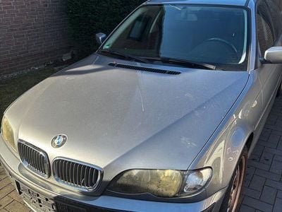 Gebraucht BMW 316 Sport Line 116 PS (85 kW) 2004 Silber Limousine